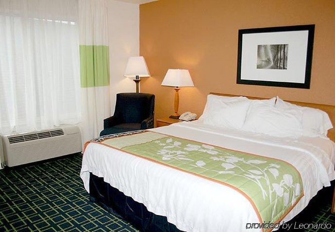 Fairfield Inn & Suites By Marriott Fairmont Værelse billede