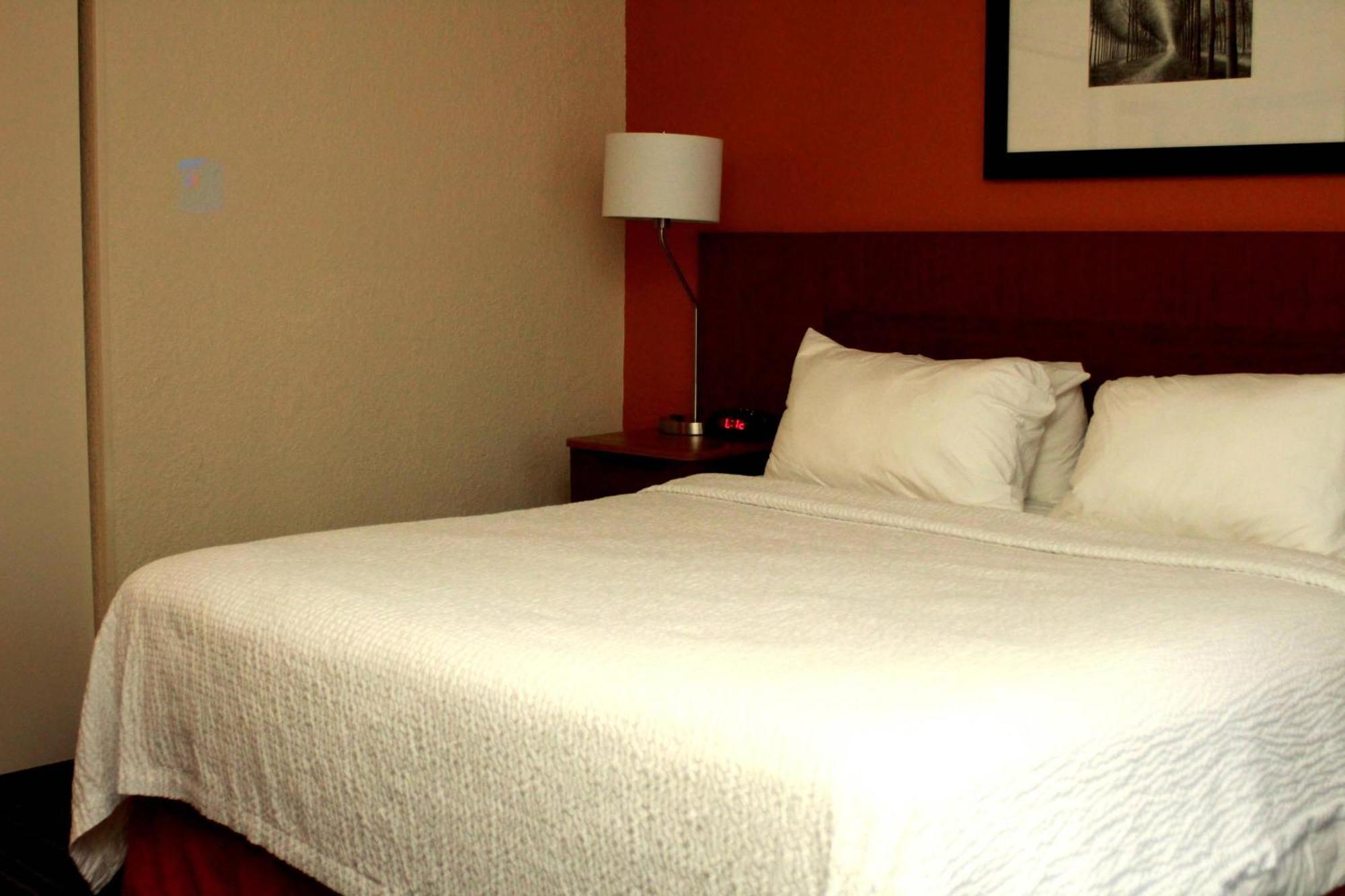 Fairfield Inn & Suites By Marriott Fairmont Eksteriør billede